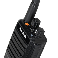 Lira DP-2000 DMR в комплекте с АКБ Li-Pol 2000 мАч, антенной, зарядной станцией и клипсой