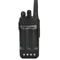 Lira DP-100V Ai DMR в комплекте с АКБ Li-Pol 2200 мАч, VHF-антенной, зарядной станцией и клипсой