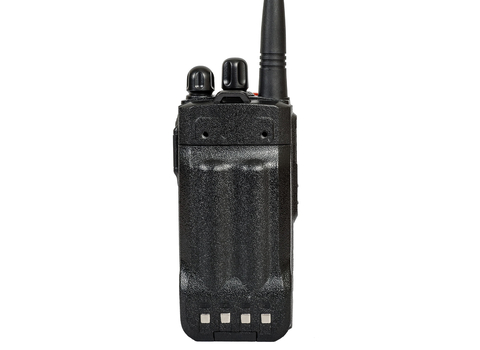 Lira DP-100V Ai DMR в комплекте с АКБ Li-Pol 2200 мАч, VHF-антенной, зарядной станцией и клипсой