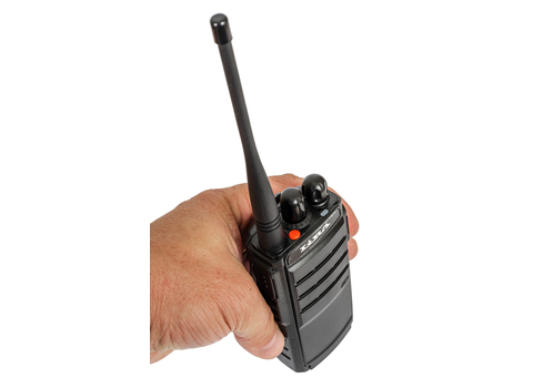 Lira DP-100 DMR с антенной — UHF разъём, съёмная антенна